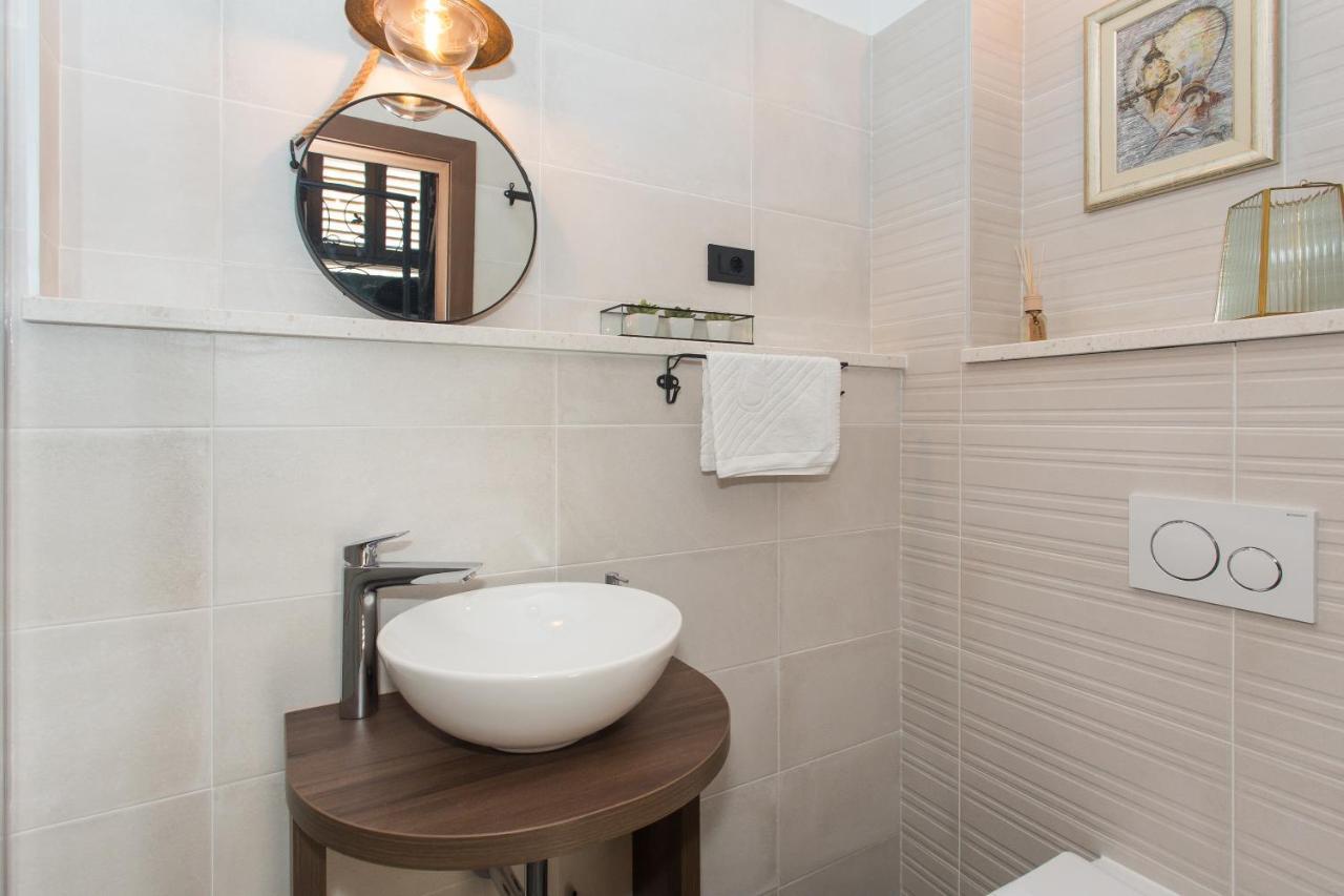 Amaizing Apartment Near Airport Kaštel Štafilić Exterior foto