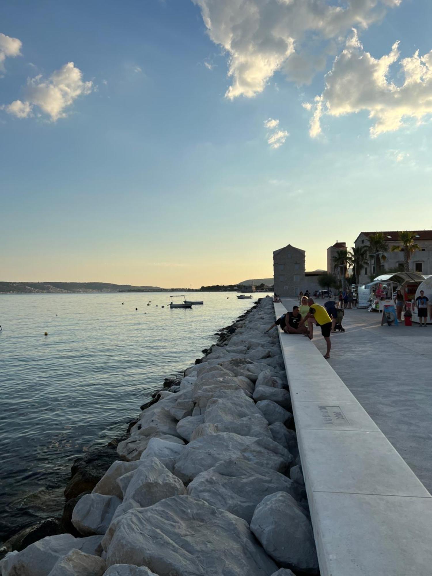 Amaizing Apartment Near Airport Kaštel Štafilić Exterior foto